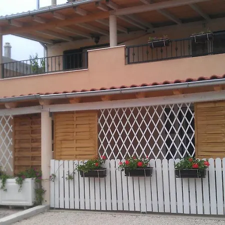 Apartments Edo Vis Room photo